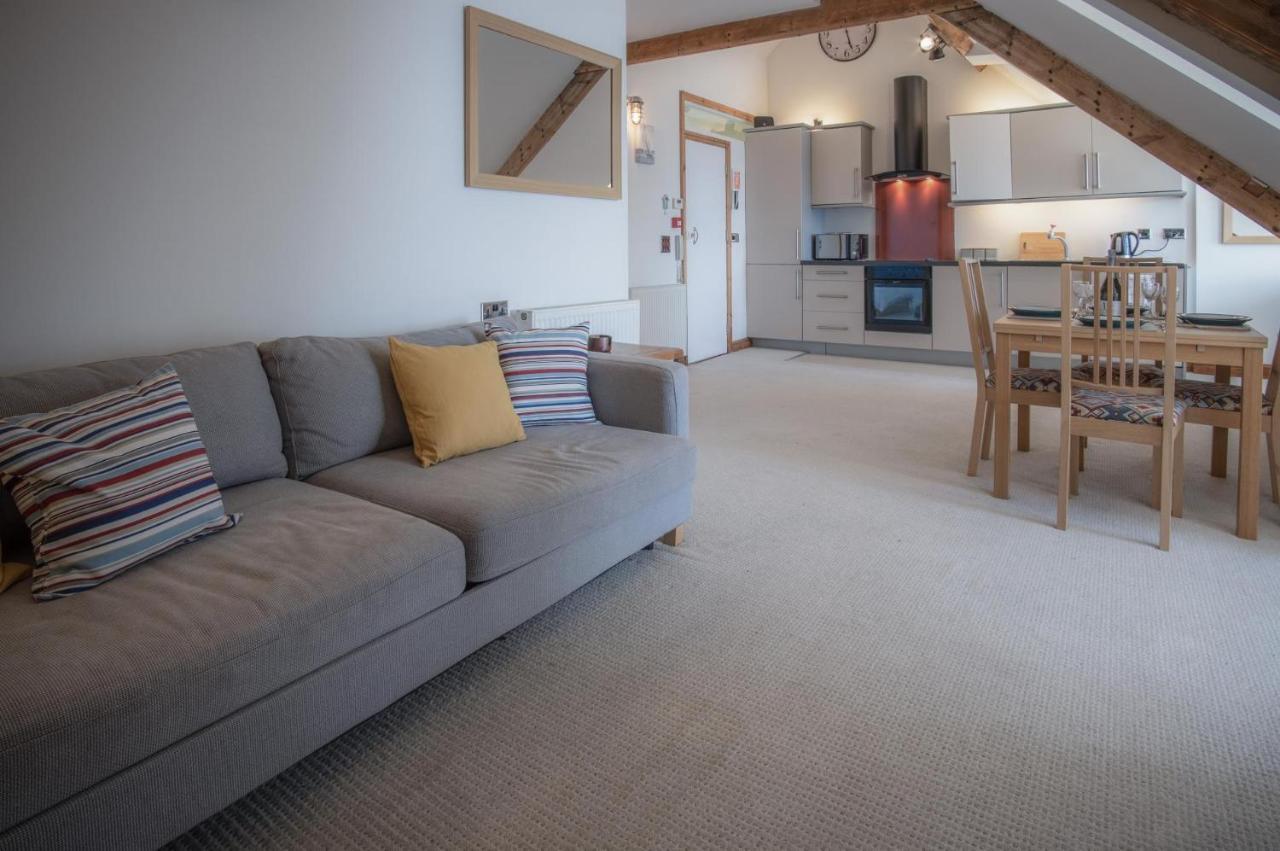 The Nest - 1 Bedroom Apartment - Tenby Extérieur photo